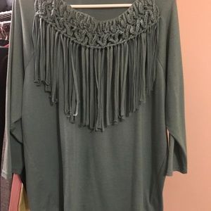 Fringe accent top